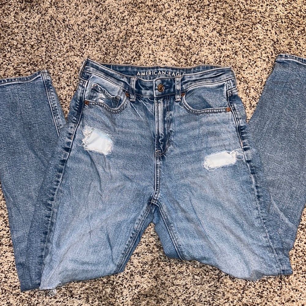 American Eagle Mom Jeans
